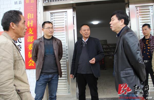 刘细云到团山牛马司两乡镇督查指导精准扶贫工作