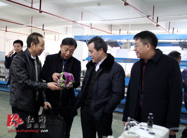 市委常委市纪委书记邓广雁来邵东县调研