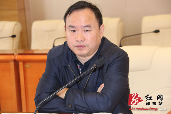 周平主持会议并讲话贺铁民讲话谢伟宏讲话两市塘街道党工委书记李佑军