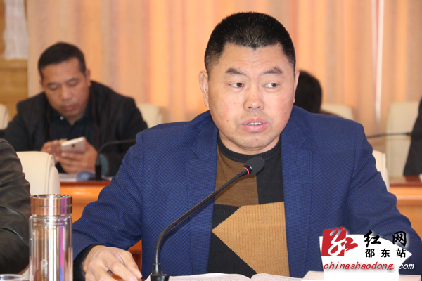 两市塘街道党工委书记李佑军发言政协委员刘翔曦发言