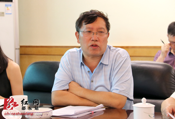 邵东县委常委,宣传部长刘永格对筹办情况进行汇报